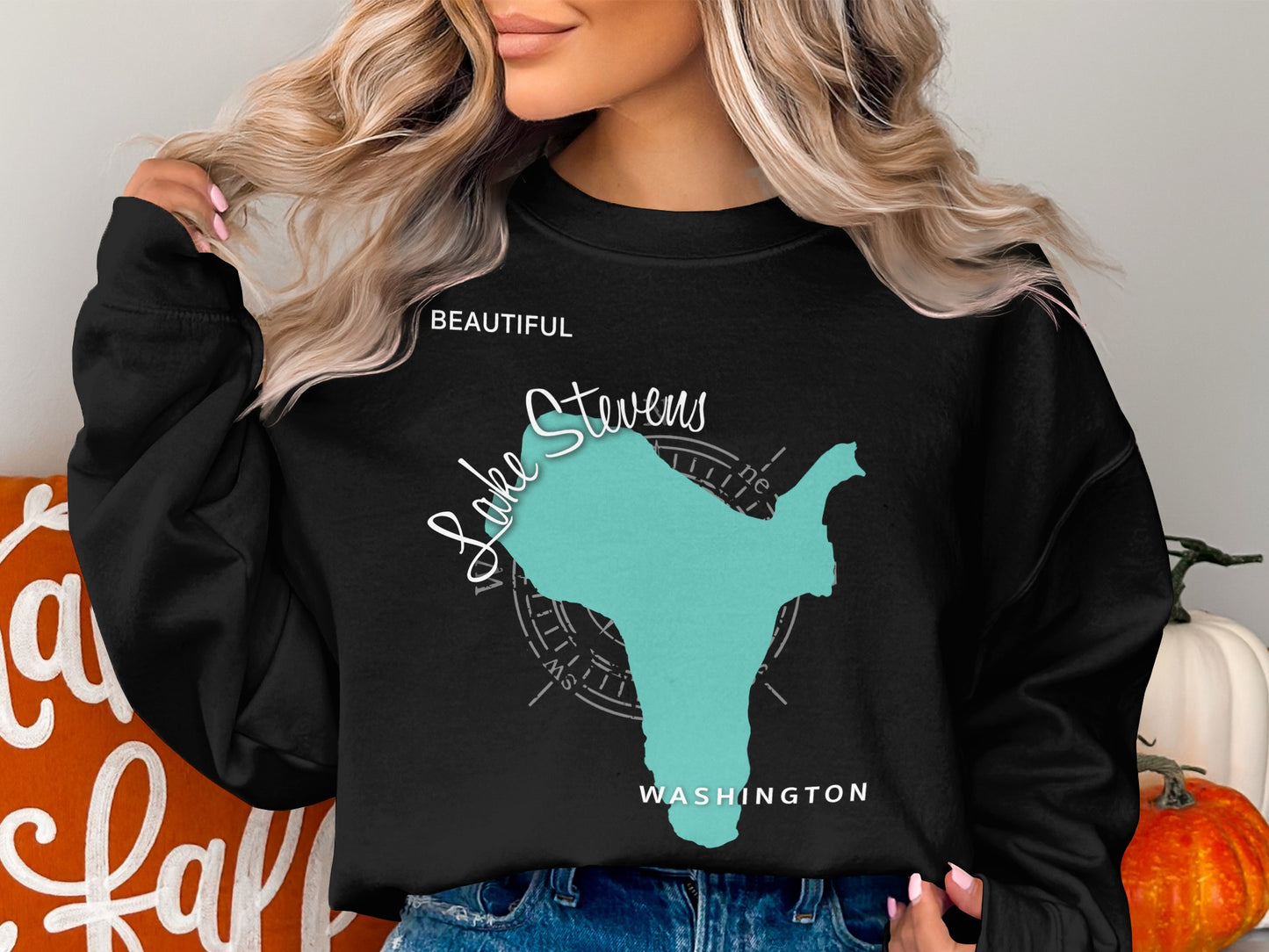 Black sweatshirt with "Lake Stevens Washington" map graphic and compass rose.
