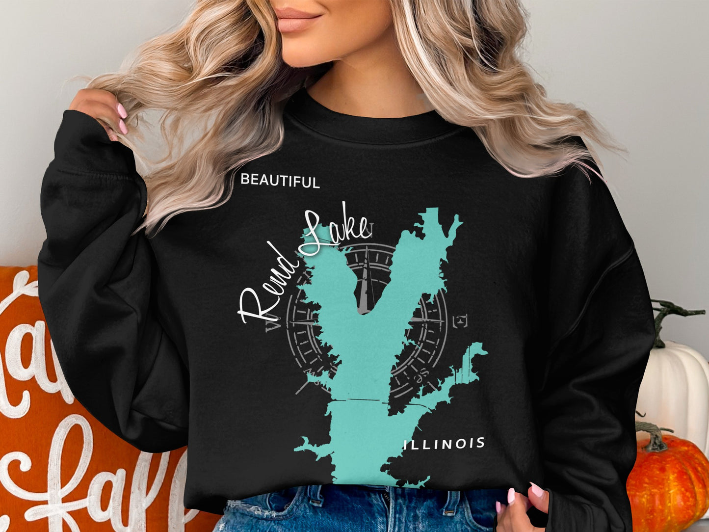 Beautiful Rend Lake Illinois Map Design T-Shirt or Sweatshirt