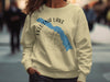 Cream sweatshirt with Eklutna Lake map, compass, and "Alaska" text.