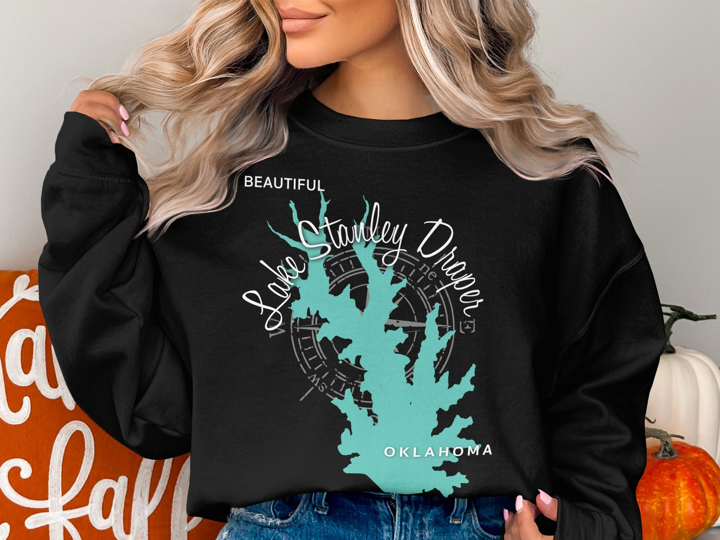 Black sweatshirt with "Lake Stanley Draper Oklahoma" text and a teal lake graphic.
