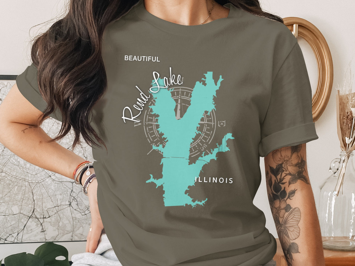 Beautiful Rend Lake Illinois Map Design T-Shirt or Sweatshirt