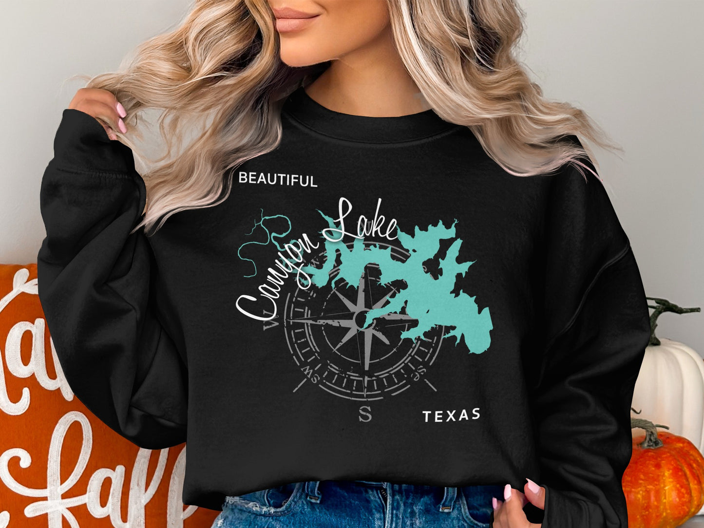 Black sweatshirt with "Beautiful Canyon Lake Texas" and a compass graphic.